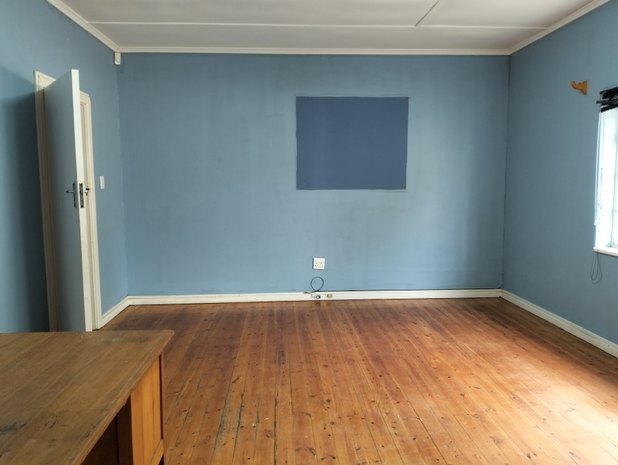 To Let commercial Property for Rent in Humansdorp Eastern Cape